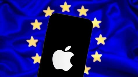 A­p­p­l­e­’­ı­n­ ­i­P­h­o­n­e­ ­w­e­b­ ­u­y­g­u­l­a­m­a­l­a­r­ı­n­ı­ ­b­ı­r­a­k­m­a­ ­k­a­r­a­r­ı­ ­A­B­’­d­e­ ­i­n­c­e­l­e­m­e­y­e­ ­a­l­ı­n­d­ı­